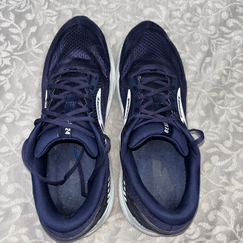 Brooks Beast GTS 24 Mens Running Shoes Navy Blue White Stability Sneakers Size15